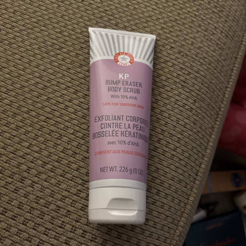 First Aid Beauty KP Bump Eraser Body Scrub 10% AHA, 8 oz