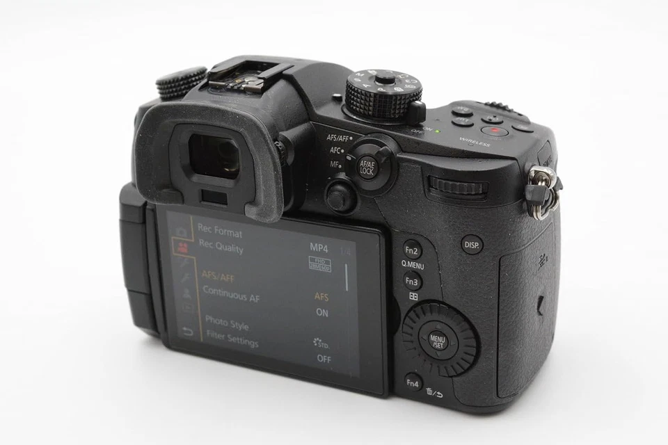 Near Mint Panasonic LUMIX GH5 4K Mirrorless Camera Body JP Tested No Customs - Image 4 of 4