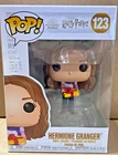 Funko Pop! Vinyl: Harry Potter - Hermione Granger  - Holiday #123 *DMG PKG