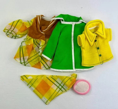 Vintage Barbie Cloths - Lot Of 5 Pieces - Coats, Hat & Scarf - Free Ship G4