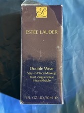 Est e Lauder Double Wear Stay-in-Place Foundation Makeup