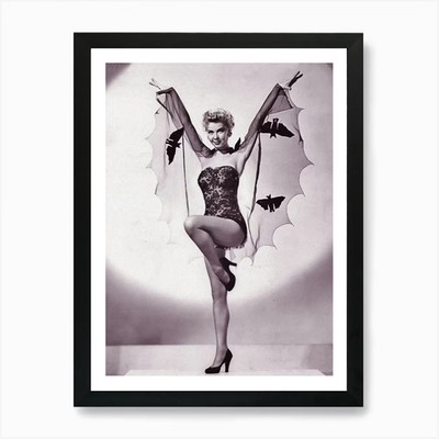 Pin Up Fledermaus Mädchen spreizt ihre Flügel gerahmt Wandbild Poster Leinwanddruck Bild