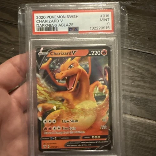 2020 Pokémon Charizard V Darkness Ablaze #19 PSA 9