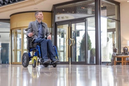 Invacare Esprit Action Electric Wheelchair powerchair RRP£4000 FREE DELIVERY - Picture 4 of 6