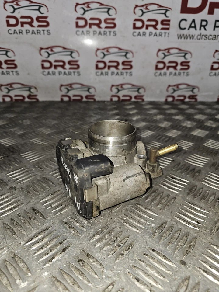 CUERPO ACELERADOR VW BEETLE CONVERTIBLE 2.0 GASOLINA (2001 - 2006)  Foto 4 de 4