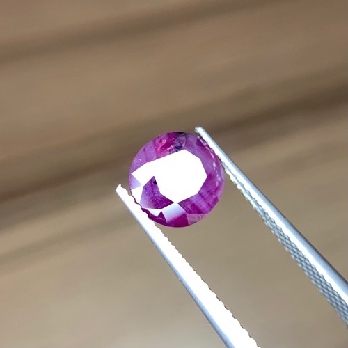 Natural Cut 2.55 Carat Purplish Pink Kashmir Sapphire Oval Faceted Loose Gemston - Picture 4 of 6