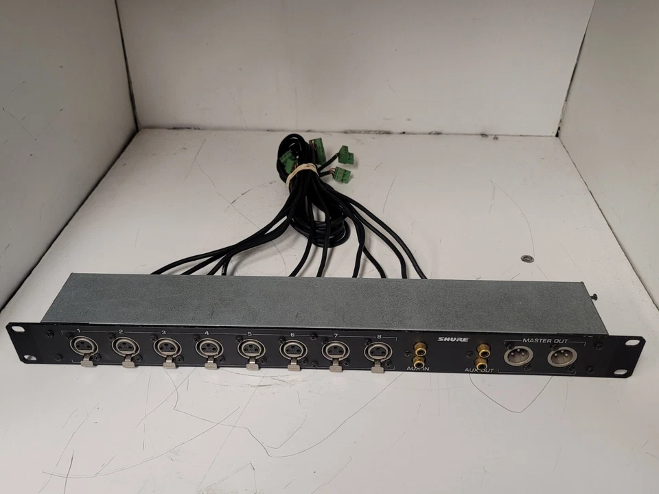 Shure SCM810 8-Channel 1U Microphone Mixer w/ RKC-800 XLR Connector Kit Bridge - Image 4 of 4