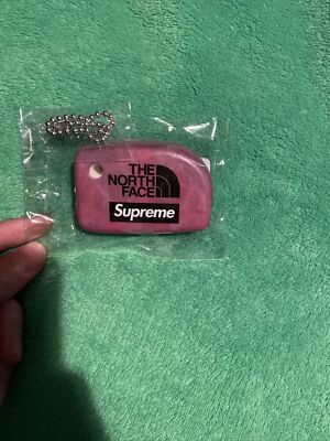 Supreme x The North Face Multicolor Floating Keychain SS20