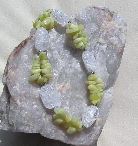 SALE Lemon Jade & Crackled Clear Quartz Gemstone Beaded Necklace "Lemon Spirit " - Picture 7 of 7