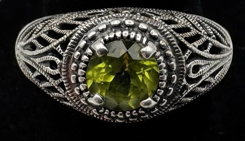 Vintage CNA 925 Sterling Silver Peridot Filigree Art Deco Ring Size 8.5 5.8g