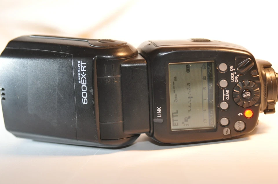 Flash Speedlite Canon 600 EX-RT 600EX E-TTL para EOS FILM Digital T8 T7 T5 90D Foto 2 de 4