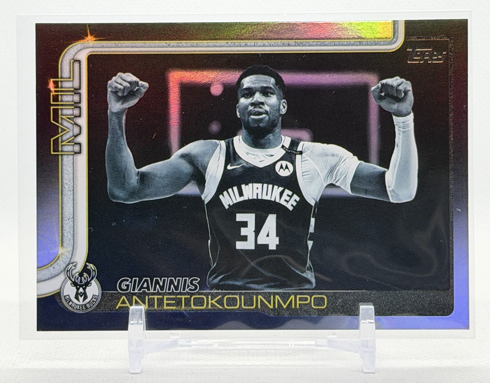 2025-26 Topps Basketball - Blackout Target Exclusive - Giannis Antetokounmpo #54
