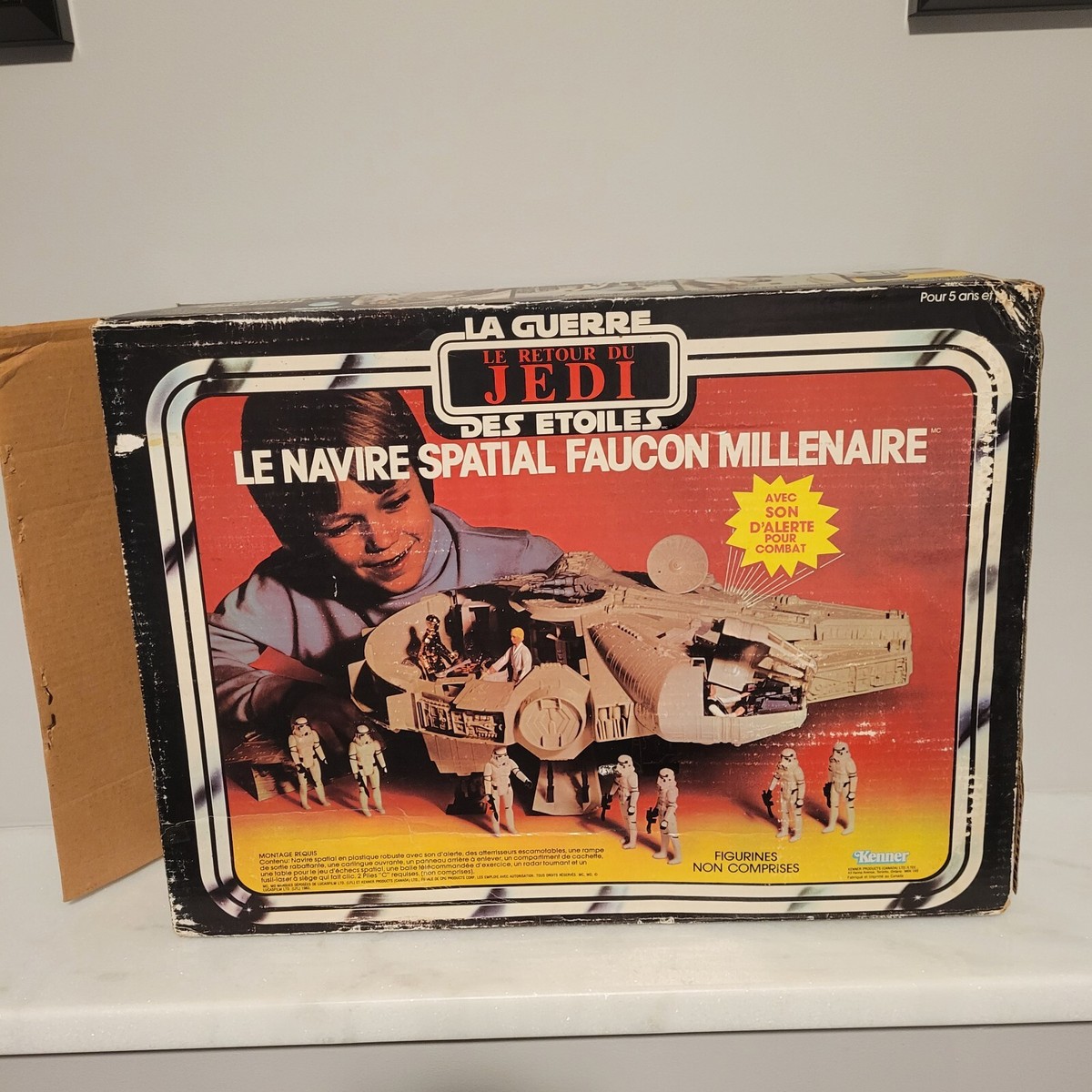 RARE 1983 Star Wars Millennium Falcon Sealed UNUSED Contents