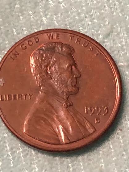 1993 D Lincoln Penny Touching 