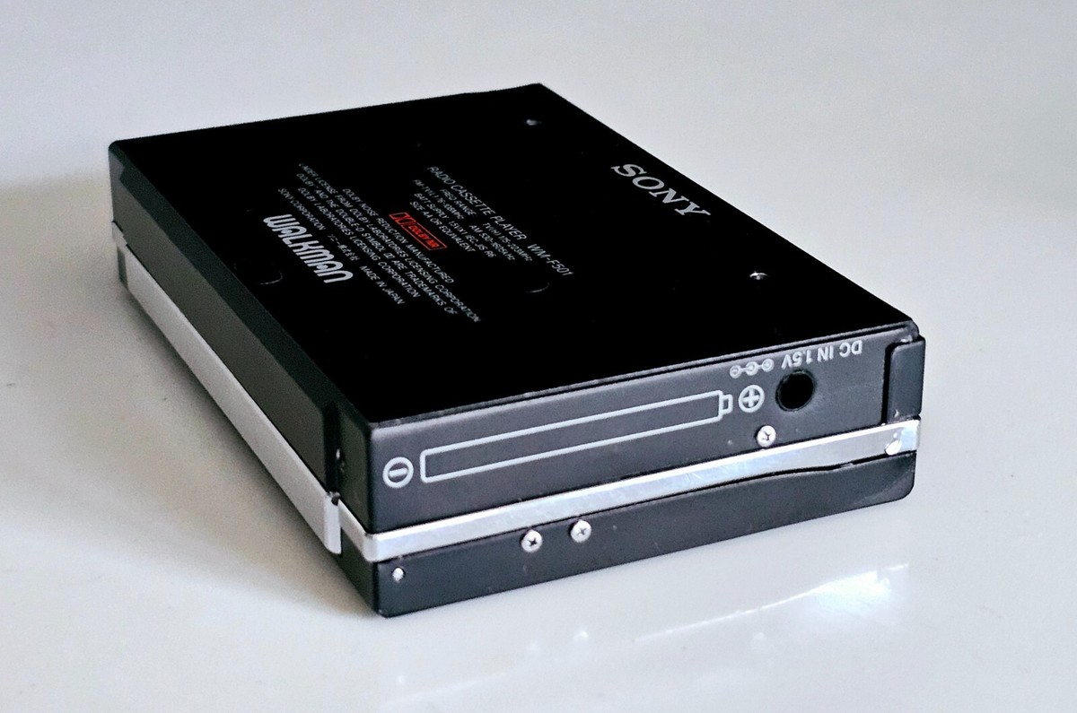 VERY RARE SONY WM-F501 WALKMAN Radio Cassette Japan Imported 1987