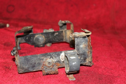1975 HONDA GOLDWING 1000 GL1000 BATTERY TRAY BOX HOLDER - 第 4/6 張圖片