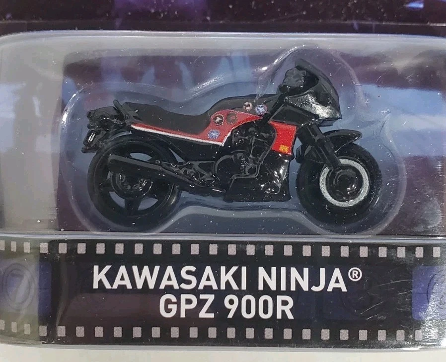 KAWASAKI NINJA GPZ 900R * TOP GUN * 2015 Hot Wheels Retro Entertainment Series Foto 2 de 4