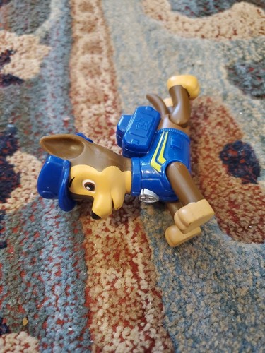 Paw Patrol Lot Of 13. Chase Truck, Large Sky W Jetpack, Dvd, Mini Figurines - Picture 21 of 22