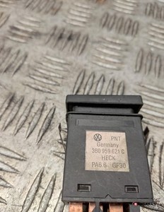 VW PASSAT B5 3B2 Windschutzscheibe Heizung Schalter 3b0959621c 1.90 26253527