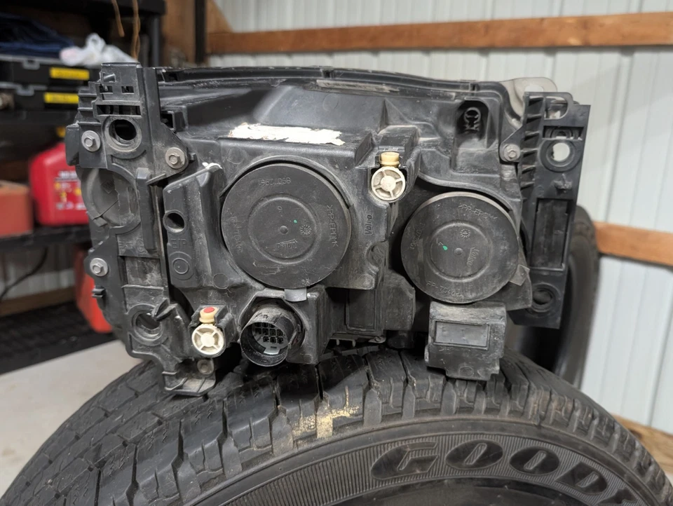 2011 Land Rover Range Rover Sport HSE Driver's Side Headlight  - Image 4 of 4