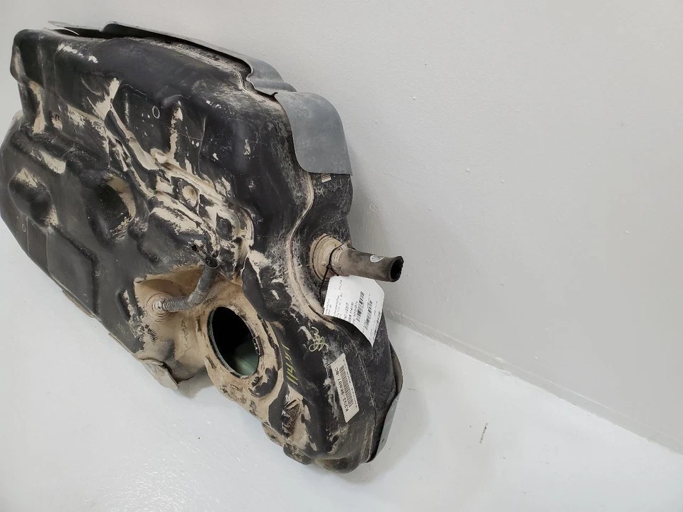 15 2015 16 2016 17 2017 18 2018 19 20 21 Ford EDGE Fuel Tank FWD 18.4 gallons Foto 4 de 4