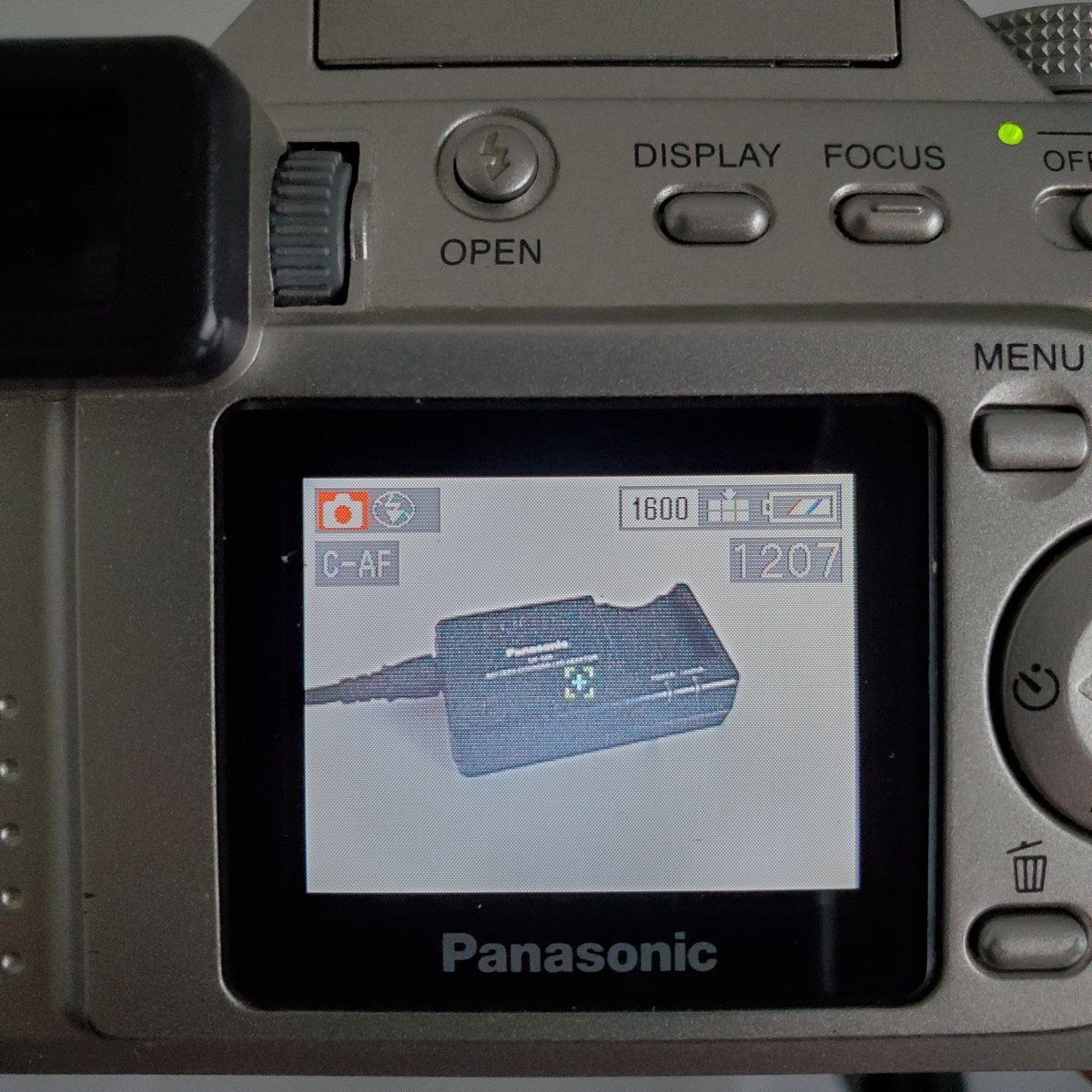 Panasonic Lumix DMC-FZ1 2MP Digital Camera W/ SD Card Battery