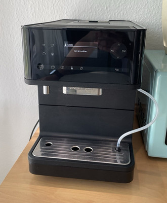 Miele CM6350 Kaffeevollautomat Schwarz mit Display Digitalsteuerung