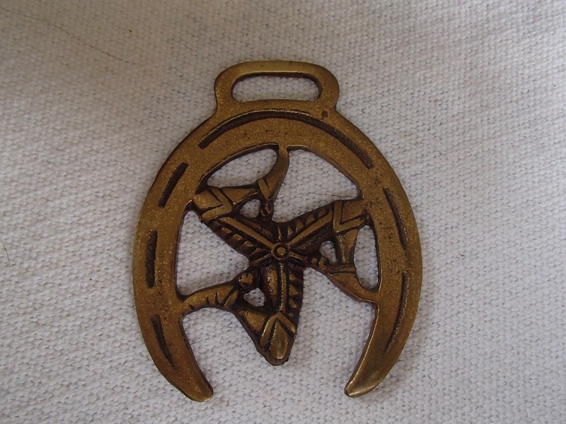 Harness Brass Horse Medallion Vintage Horseshoe Triskelion Manx Cat Isle Of Man