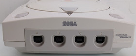 2000 Sega: Sega Dreamcast console bundle - HKT-3020: Cleaned and Tested