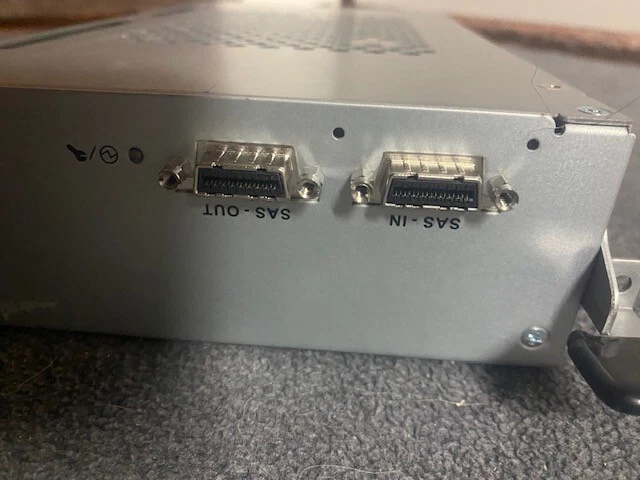 Módulo controlador SAS 2x Infortrend 83S10J162-0010 EonStor JBOD Foto 3 de 4