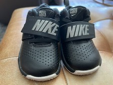 Nike Team Hustle D8 Black Mid Top Basketball Shoes 881943-001 Toddler Size 6C