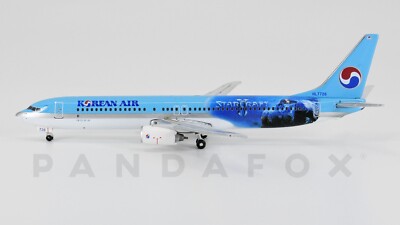 Korean Air Boeing 737-900 HL7726 StarCraft II Phoenix 10448