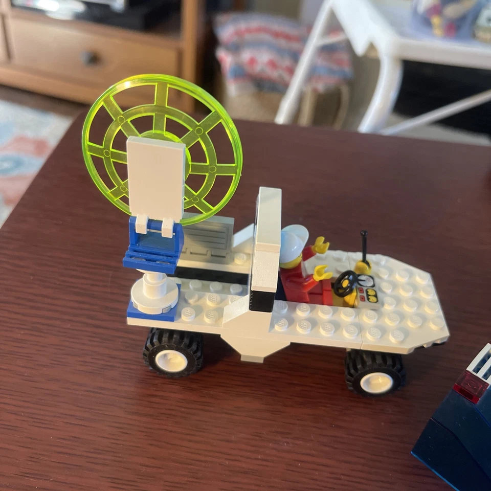 1999 LEGO System 6453 Com-Link Cruiser Set COMPLETE- NO BOX • NO MANUAL - Image 3 of 3