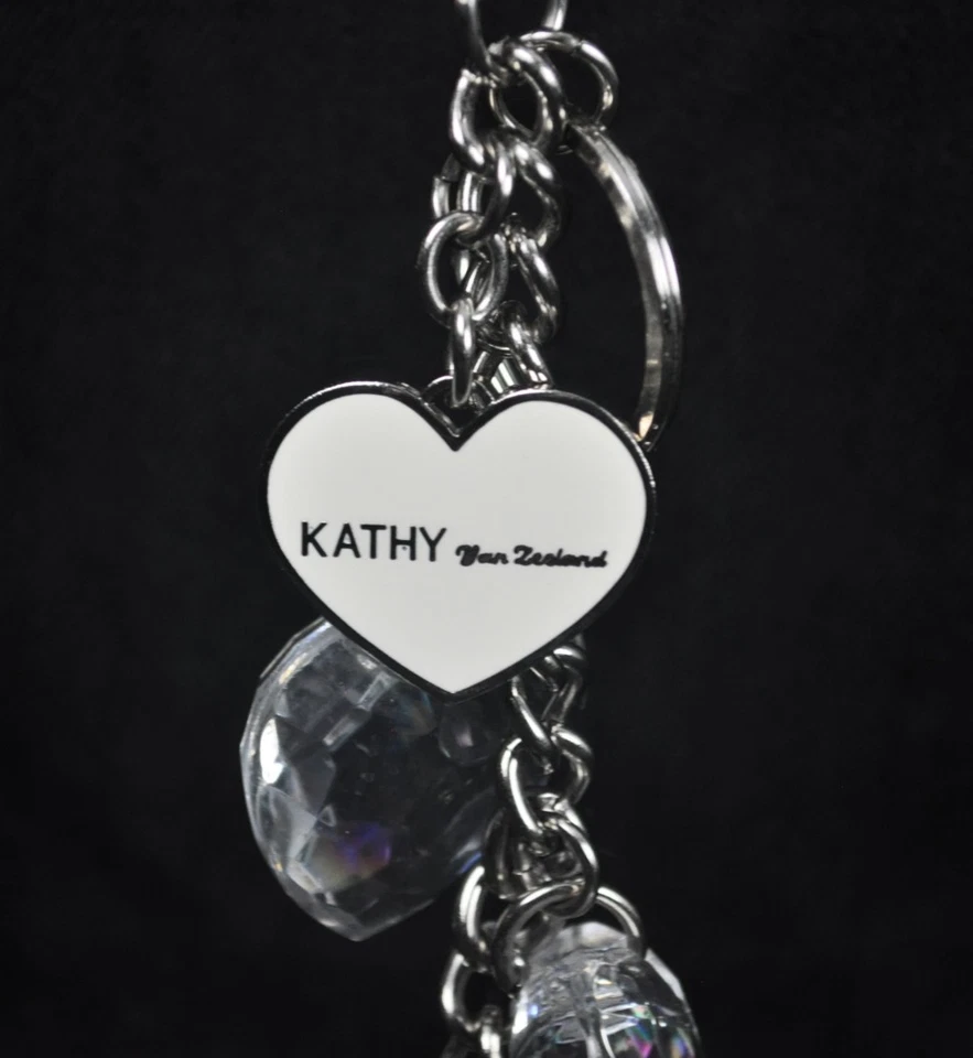 Llavero Kathy Van Zeeland Cartera en Forma de Corazón Dijes Más Foto 2 de 4
