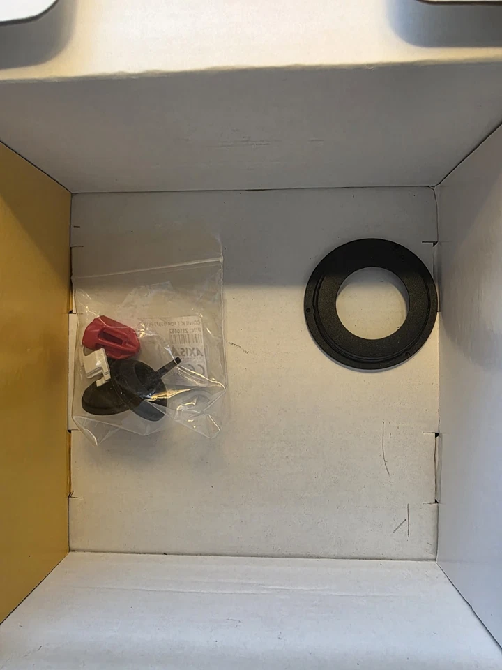 Cámara de red domo fija ojo de pez Axis M3057-PLVE Foto 2 de 4