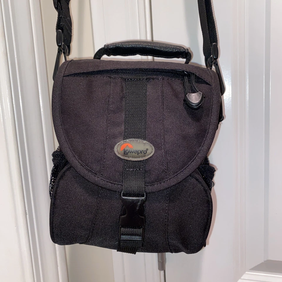 lowepro camera bag - Image 2 of 4