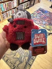 STRANGER THINGS Russ Bum Bumz Plush Eddies guitar Small 2023 NWT