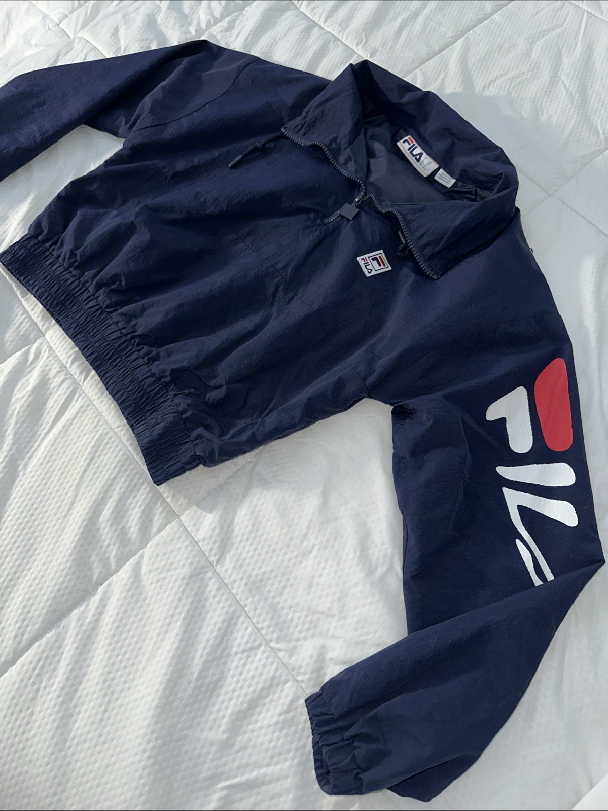 Giacca a vento FILA donna cropped nera logo sulla manica taglia media