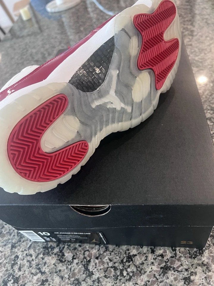 DS Jordan 11 Retro Low Cherry 2016 Sz 10 - Изображение 4 из 4