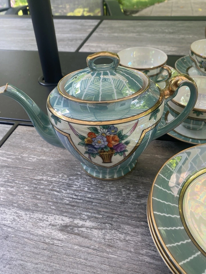 Juego de 20 artículos brillantes azul lustre blanco iridiscente de Noritake (M) adornados en oro Foto 4 de 4