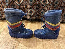 Vintage Moon Boots - Women s 7-8 / Youth 5-6