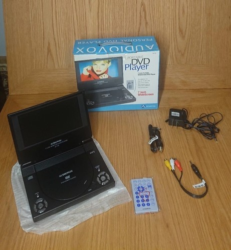 Audiovox D1718 Portable 7" DVD Player LCD Monitor REGION 1 NTSC - Picture 1 of 9