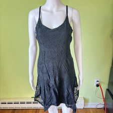 KILLSTAR BLACK MOSS FLOWER LACE DRESS SIZE LARGE GOTH WITCH