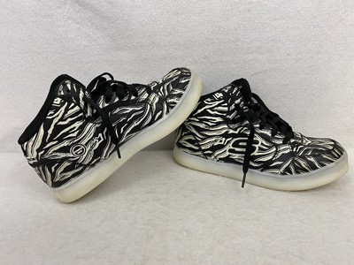 skechers glow in the dark