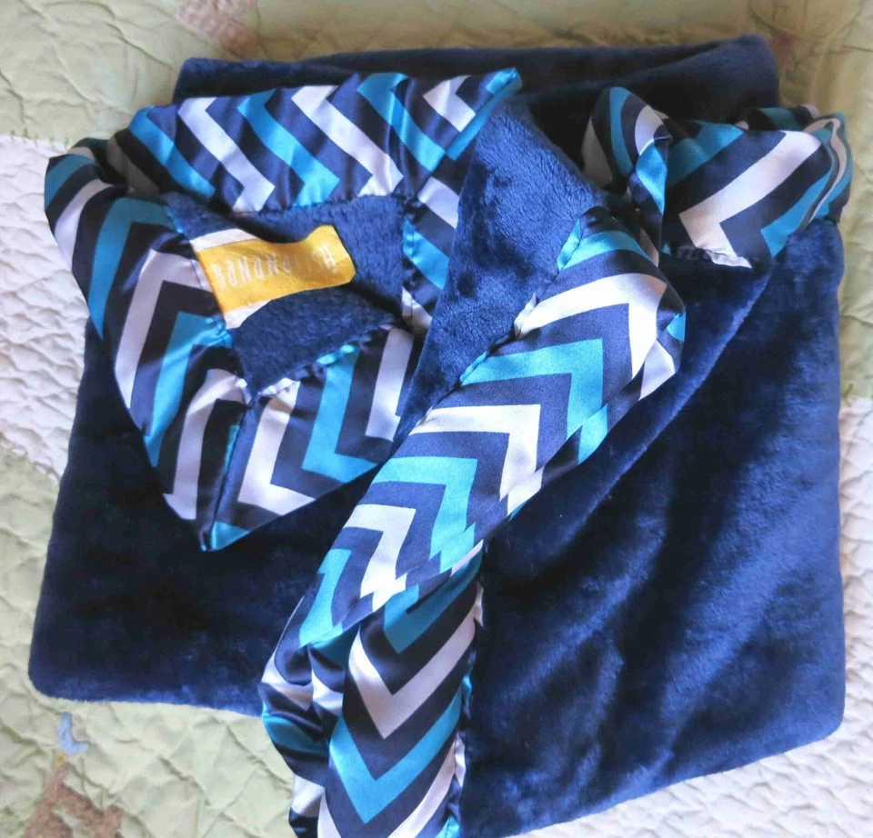 Banana Fish Whale Dark Blue Teal Satin Edge Baby Boy Blanket EUC - Image 2 of 2