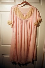 vintage lingerie, Gilead nightgown, pink size large