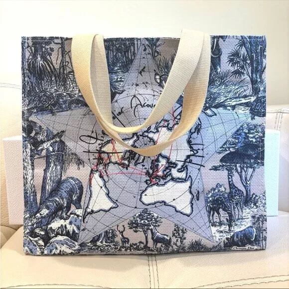 Sac fourre tout Dior Platine cadeau de bienvenue sac de beauté ***sans boîte***