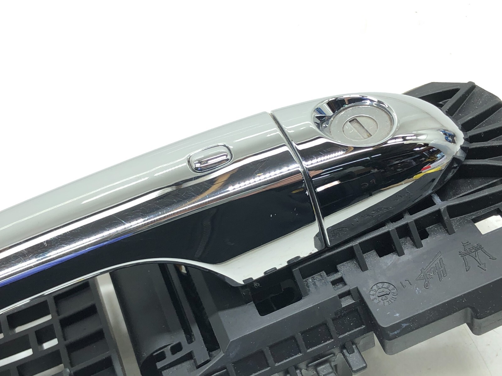 2014-2017 MASERATI GHIBLI LEFT DRIVER FRONT EXTERIOR DOOR HANDLE OEM