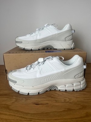 Nike Zoom Vomero Roam Streetwear Sneaker Größe 9,5 43 Neu HV5951-100