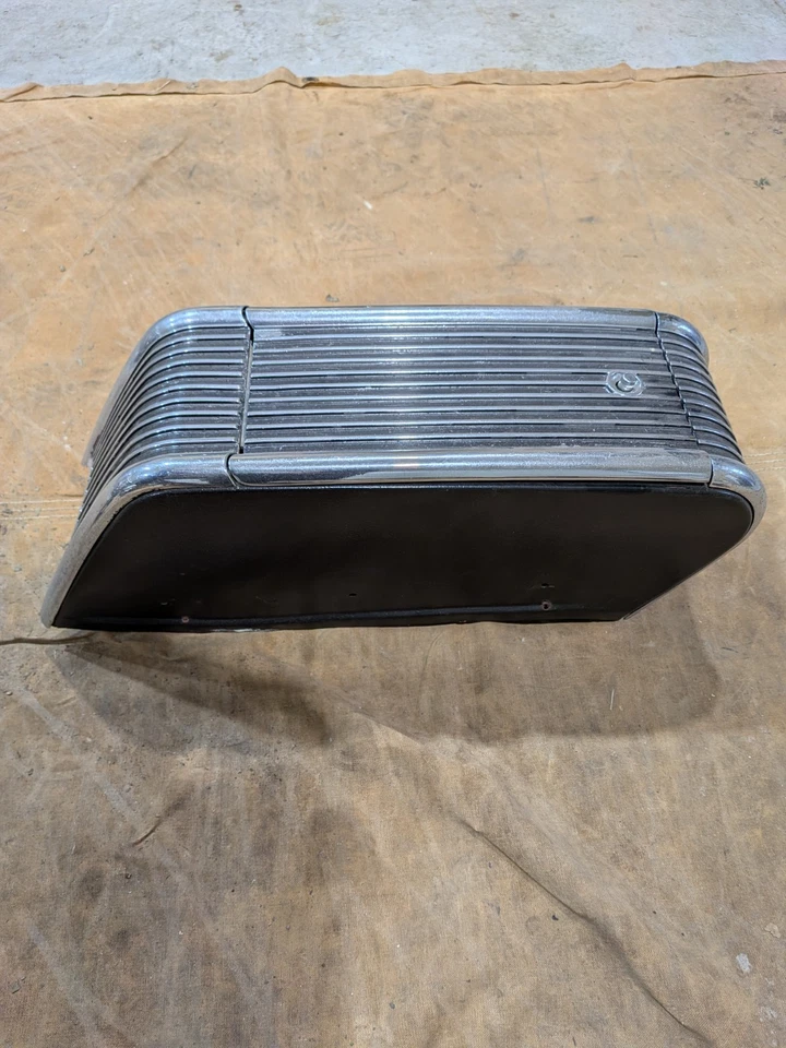 Ford Falcon Sprint 1961-1963 convertible/Mercury Comet S-22 consola central Foto 2 de 4